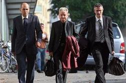 "Sedaj ima priložnost, da pove resnico"