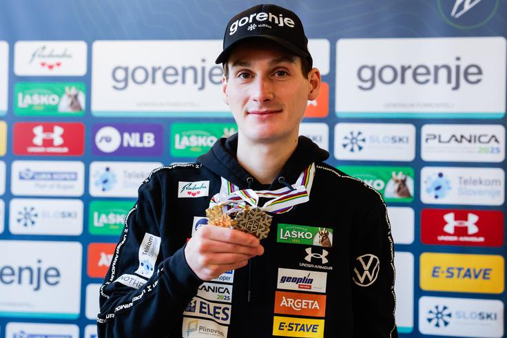 Robert Kranjec je ob preporodu Domna Prevca izpostavil pomembnost marčevskega nordijskega svetovnega prvenstva. | Foto: Aleš Fevžer