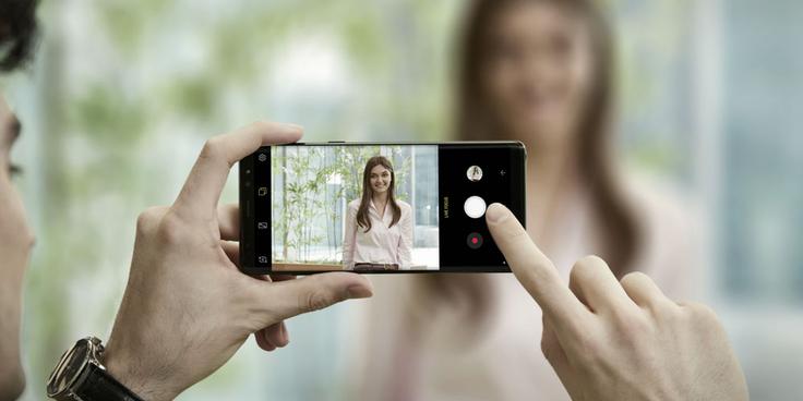 Pametni telefon Samsung | Foto: Telekomov Tehnik