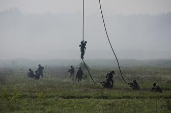 Vse več Evropejcev bi ukrajinsko zemljo dalo za poceni bencin