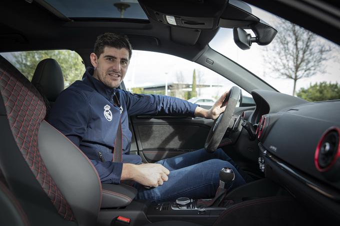 Vratar Courtois v športnem audiju RS 3 sportback | Foto: Audi