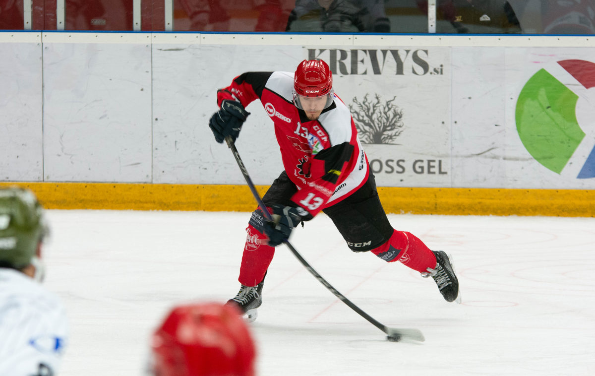 Hdd Jesenice | Jeseničani gostujejo pri drugi ekipi Alpske lige. | Foto Matias Demšar