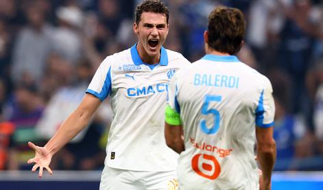 Tri moštva ob bok PSG, ki je izgubil derbi v Marseillu