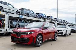 BMW iX3 pred novim mejnikom: skoraj sto tisoč naročil v manj kot letu dni