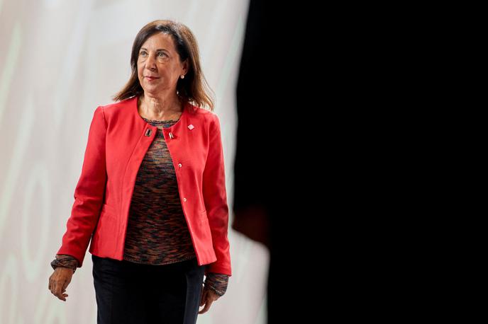 Margarita Robles | Letalo s špansko obrambno ministrico Margarito Robles je zaznalo motnje v navigacijskem sistemu GPS. | Foto Reuters