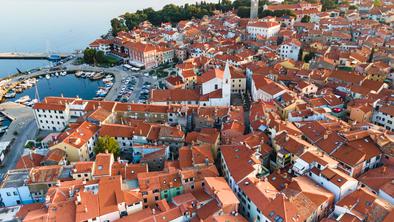 Sprevrženo: vandali poškodovali kopališče za invalide
