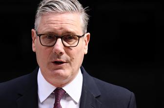 Britanski premier Keir Starmer napovedal odstop s položaja in čela laburistične stranke