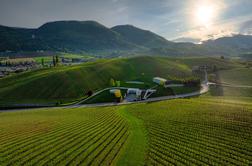 Pravila in pogoji za sodelovanje v nagradni igri Zlati grič