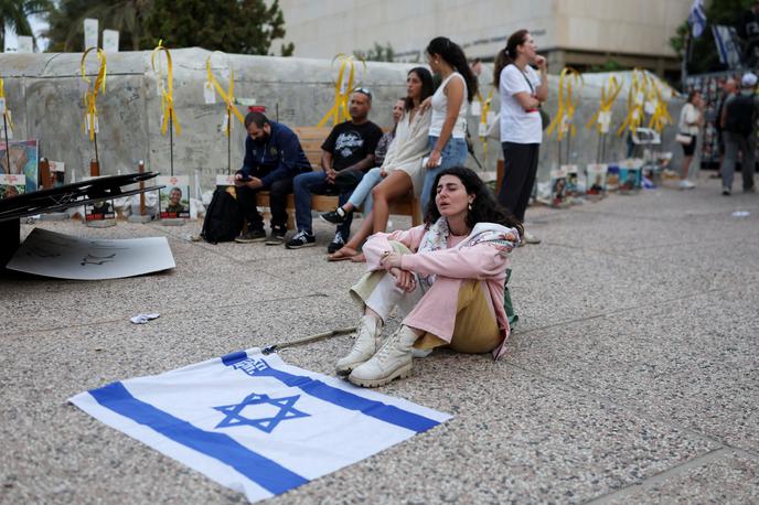 Gaza Izrael premirje izpustitev talcev | Izraelska vojska je danes izvedla zračne napade na jugu Gaze in pojasnila, da so ti sledili napadom palestinskih borcev na njihove sile.  | Foto Reuters