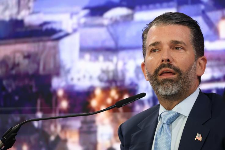 Aprila letos je nepričakovano in na prvi pogled presenetljivo Republiko Srbsko obiskal Donald Trump mlajši, ki je v Banjaluki med drugim grajal Evropsko unijo. Trumpa mlajšega naj bi v Banjaluko povabil Igor Dodik, sin voditelja bosanskih Srbov Milorada Dodika. Je bil obisk povezan tudi s plinovodom? | Foto: Guliverimage