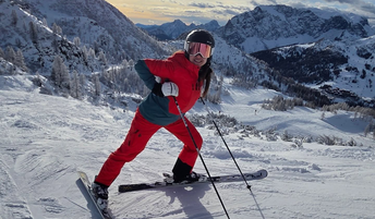 Skrivnostna Nina Pušlar delila fotografije s smučarskega oddiha