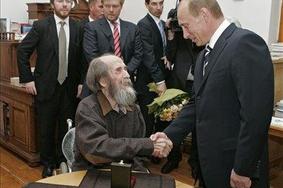 Umrl Nobelov nagrajenec Aleksander Solženicin