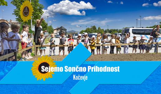 V Kočevju raste zgodba o sončni prihodnosti, ki povezuje ljudi, naravo in železnico