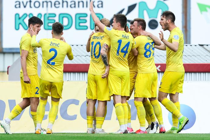 NK Domžale : NK Olimpija, prva liga | Domžale so z 2:0 ugnale Olimpijo. | Foto Vid Ponikvar/Sportida