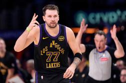 V živo: v Los Angelesu vse bolj napeto, Dončić le še dve tekmi oddaljen od suspenza