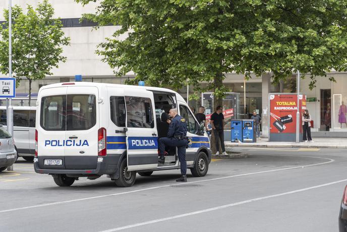 Strelski obračun med vožnjo v središču Zagreba