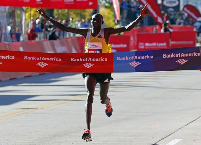 Kenijec Dennis Kimetto je svetovni rekorder in rekorder proge.  | Foto: Reuters