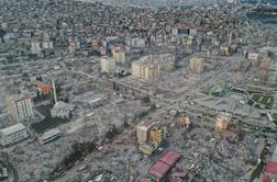 Erdogan na donatorski konferenci škodo zaradi potresov ocenil na 104 milijarde dolarjev