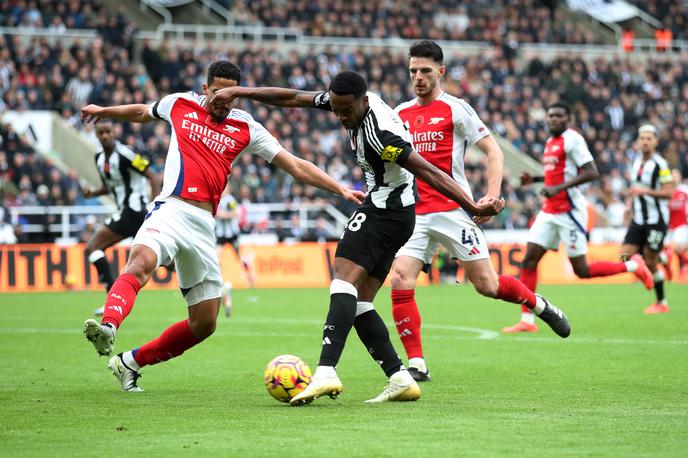 Newcastle Arsenal | Newcastle je povedel na derbiju z Arsenalom. | Foto Reuters