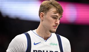 V Dallasu precej hladni ob odhodu Harrisona