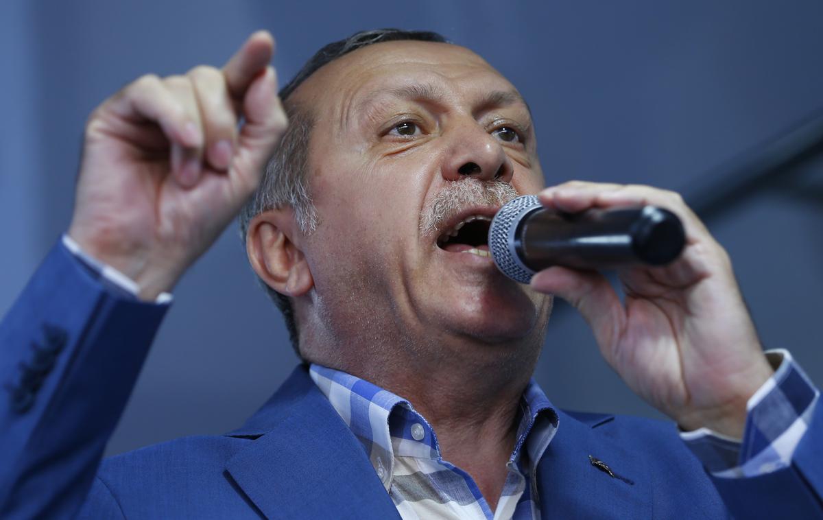 Recep Tayyip Erdogan Turčija predsednik | Turški predsednik Recep Tayyip Erdogan je za spodleteli poskus državnega udara obtožil islamskega klerika Fethullaha Gülena, ki živi v izgnanstvu v ZDA. | Foto Reuters