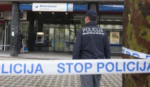 Rop v Ljubljani: Neznanec odnesel nekaj tisoč evrov in je še vedno na begu (foto)