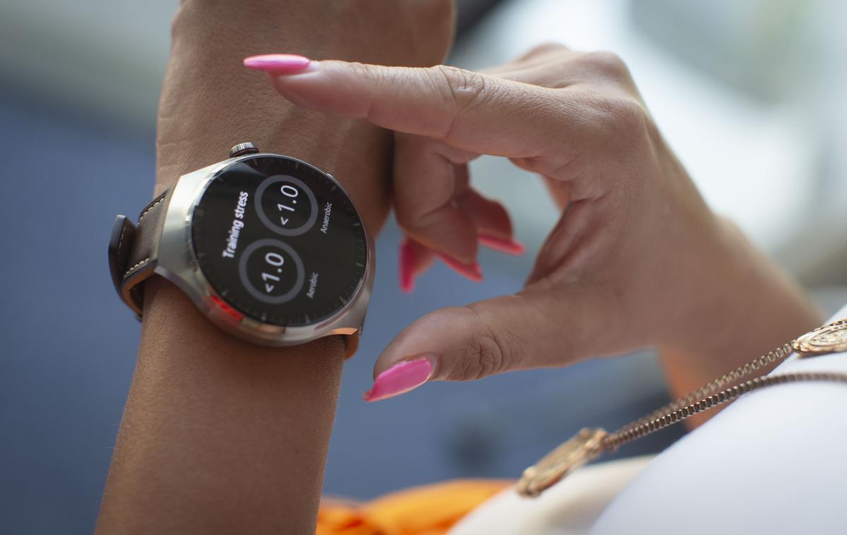 pametna ura Huawei Watch 4 Pro | Preizkusili smo pametno uro Huawei Watch 4 Pro v izvedbi z usnjenim paščkom. | Foto Bojan Puhek