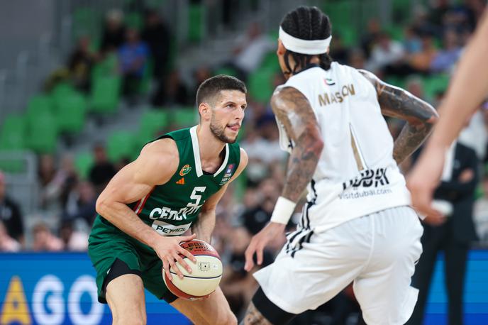 Cedevita Olimpija Aleksej Nikolić | Cedevita Olimpija je klonila proti Dubaju. | Foto www.alesfevzer.com