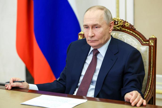 Vladimir Putin | Uporabo nevrotoksina, ki je razvrščen kot kemično orožje, bi po navedbah prisotnih na konferenci ​​lahko izvedla le vlada Vladimirja Putina. | Foto Reuters