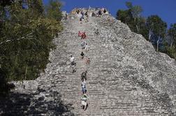 Za gradnjo ceste uničili 2.300 let staro piramido
