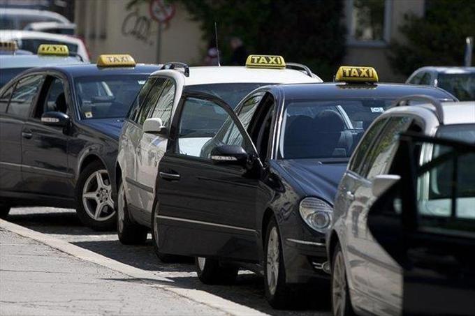 Slovenskim taksistom se promet iz leta v leto povečuje. | Foto: 