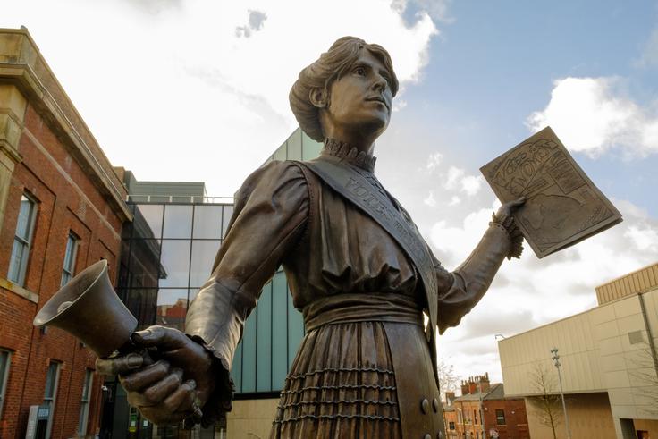 Spomenik sufražetki Annie Kenney | Foto: Shutterstock