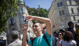 Tuji turisti občudujejo videz Ljubljane, a kritizirajo promet