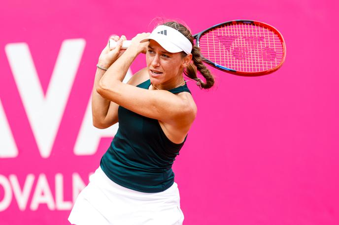 Kaja Juvan | Alexander Zverev se je poslovil v drugem krogu. | Foto Aleš Fevžer