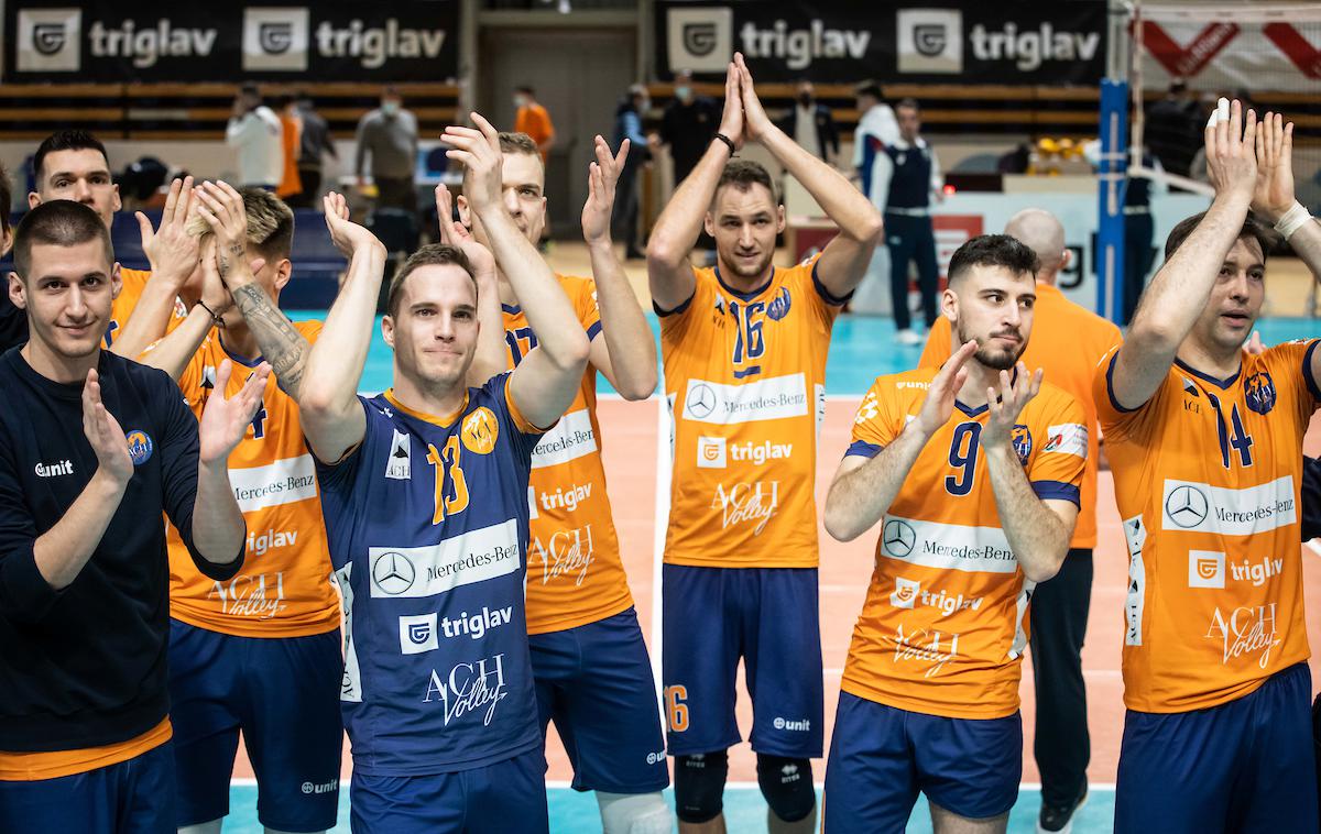 ACH Volley Ljubljana A.J. Fonte Bastardo | Oranžni zmaji bodo lov na 12. lovoriko v soboto začeli proti gostiteljem. | Foto Vid Ponikvar/Sportida