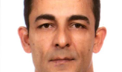 To je moški, ki je ubil svojo nosečo partnerko in pobegnil. Iščeta ga slovenska in hrvaška policija.