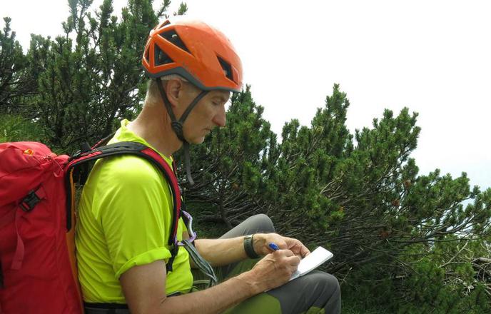 "Poti so komaj prehodne, čista divjina. In to je meni izziv."