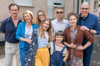 Bomo po filmu Belo se pere na devetdeset dobili še TV-serijo? To nam je povedal producent.