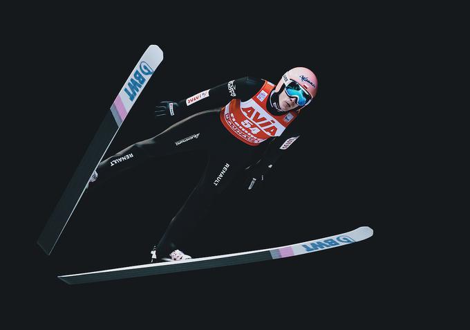 Dawid Kubacki je bil na 28. mestu edini poljski skakalec, ki je na prvi postojanki novoletne turneje osvojil točke. | Foto: Sportida