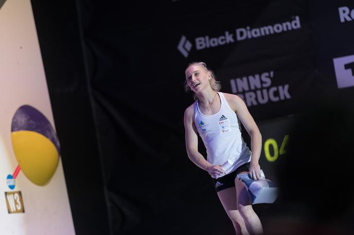 Janja Garnbret finale Innsbruck 2021 | Izjemna Janja Garnbret je z zmago na balvanski tekmi vknjižila svojo 29. zmago v svetovnem pokalu.  | Foto KVOE/Aufschnaiter