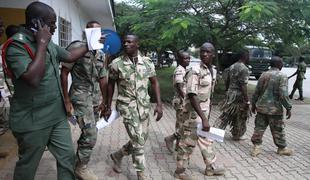Nigerijska vojska zavzela domačo vas ugrabljenih šolark