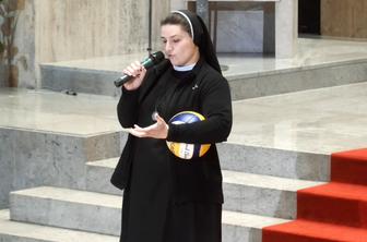 Nekdanja vrhunska odbojkarica Zrinka Šutalo je šla med redovnice #video