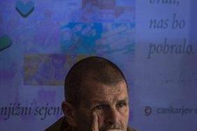 Na Debatni kavarni pogovor o elektronski knjigi v Sloveniji: za počasen razvoj krivda tudi na strani države