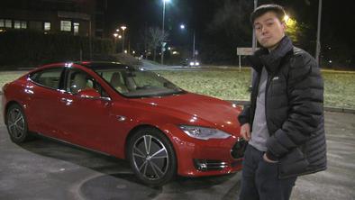 Tesla mu je poklonila štiri avtomobile - zakaj?