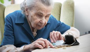 Najvišja izplačana pokojnina je januarja znašala 2.700 evrov
