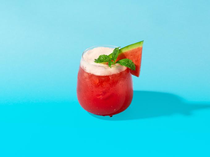 Peneči brezalkoholni koktejl iz lubenice | Foto: Philips