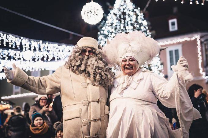 Otroke na Ptuju bosta obiskala Dedek Mraz in teta Zima s spremstvom, ki bosta prisluhnila željam za prihajajoče leto ter nasula obilico snežink. | Foto: I Feel Slovenia