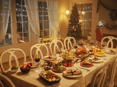 Praznična simfonija bučnega olja: cheesecake in panna cotta s pridihom Prlekije za novoletno mizo