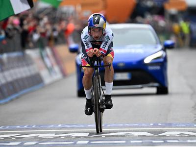 Rogliča prvi test čaka na kot palačinka ravnem kronometru ob obali Tirenskega morja