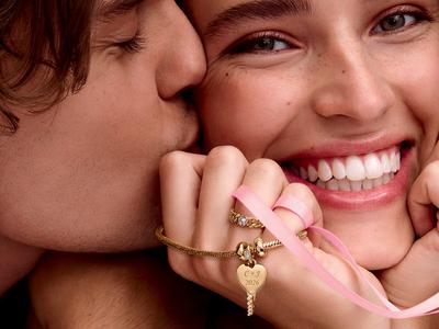 Kako jo osrečiti za valentinovo